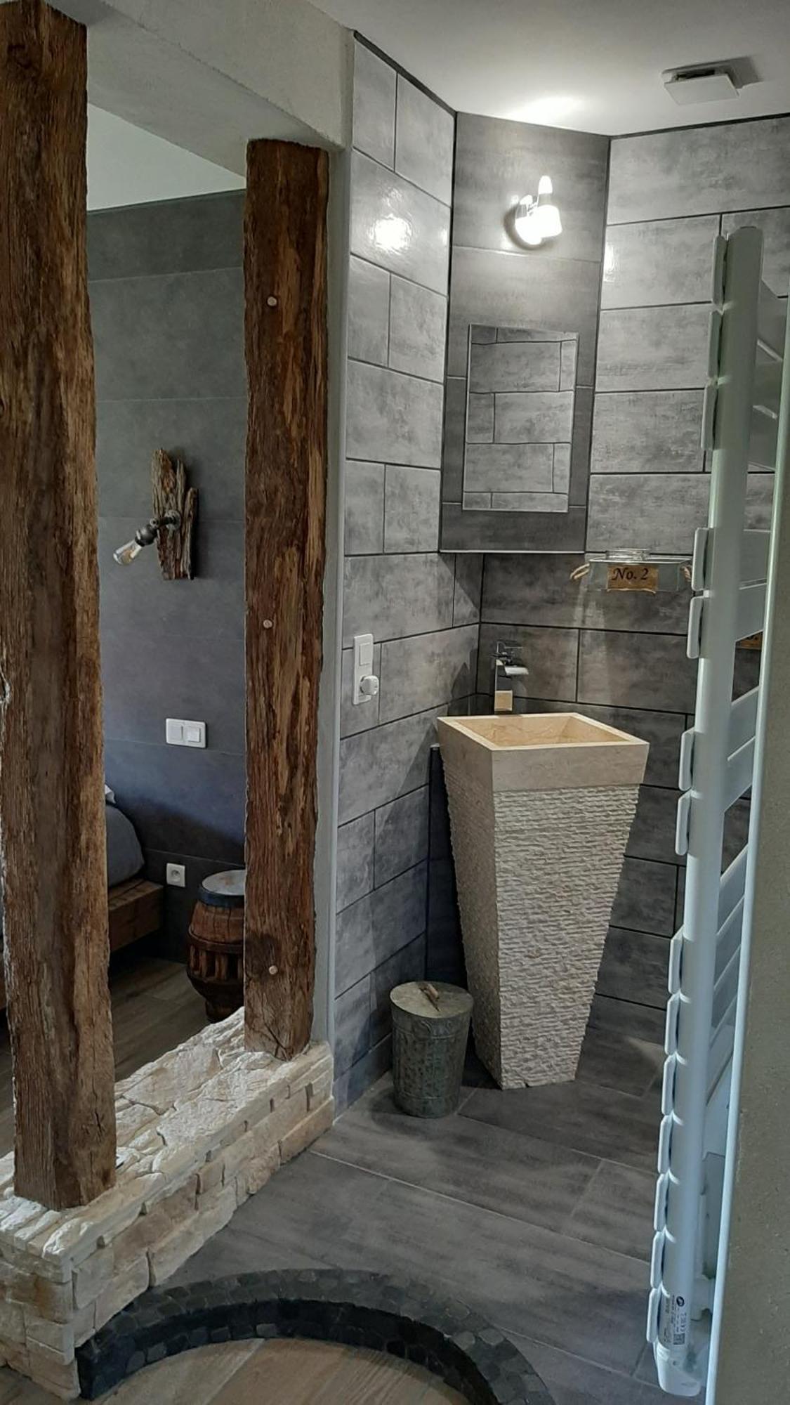 La Berrycurienne Proche Du Zoo De Beauval Saint-Aignan Avec Sdb, Wc Et Spa Privatif Pour Chaque Chambre Luçay-le-Mâle Habitación foto